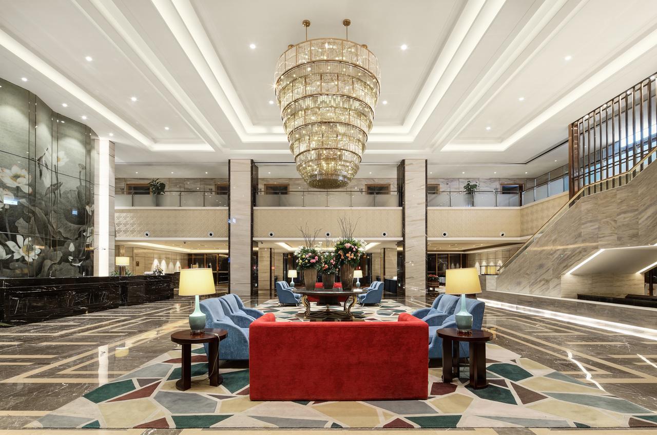 Jinan Luxury Blue Horizon Hotel Екстериор снимка