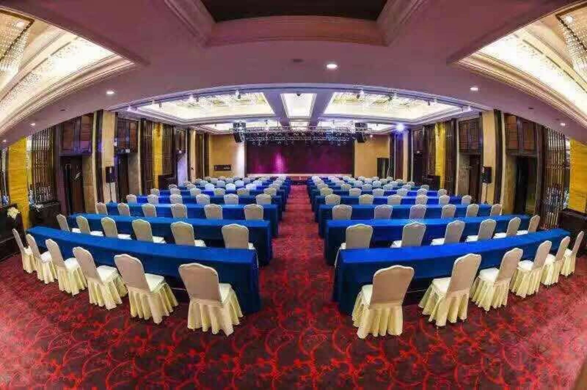 Jinan Luxury Blue Horizon Hotel Екстериор снимка